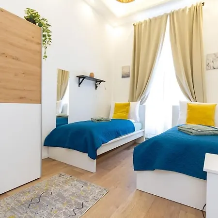 Opera 3br W Sauna By Newave