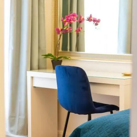 Opera 3br W Sauna By Newave