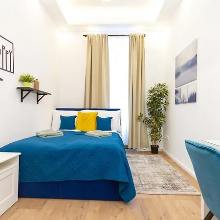 Opera 3br W Sauna By Newave