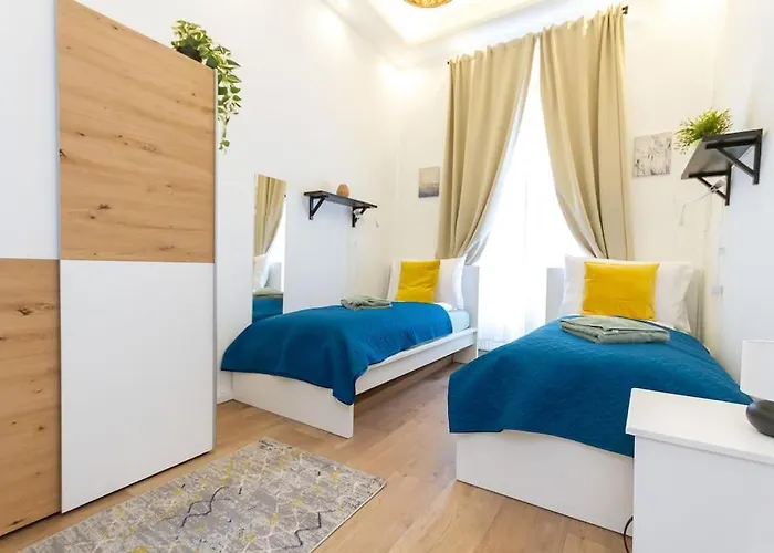 Opera 3br W Sauna By Newave