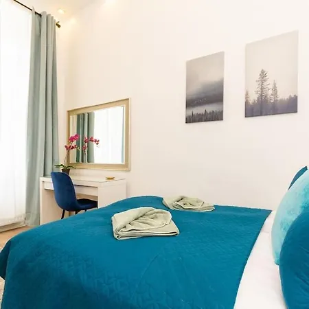 Opera 3br W Sauna By Newave Apartamento *